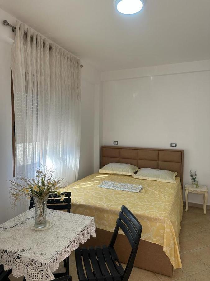 Lume Apartaments Orikum Extérieur photo